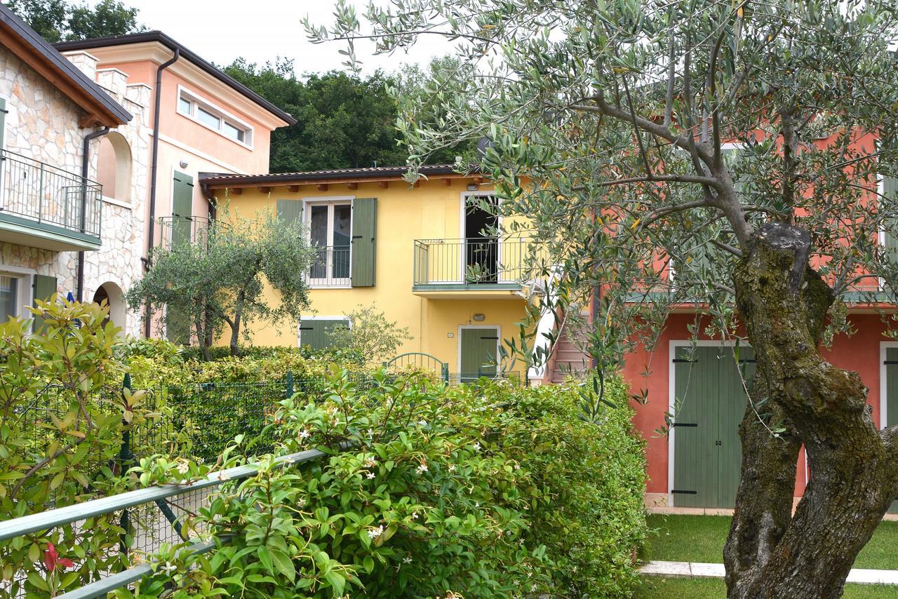 Residenza Alle Torri With Pool Torri Del Benaco Eksteriør billede